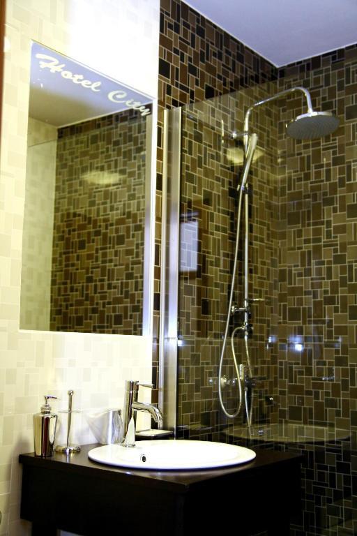 Hotel City Tulcea Zimmer foto