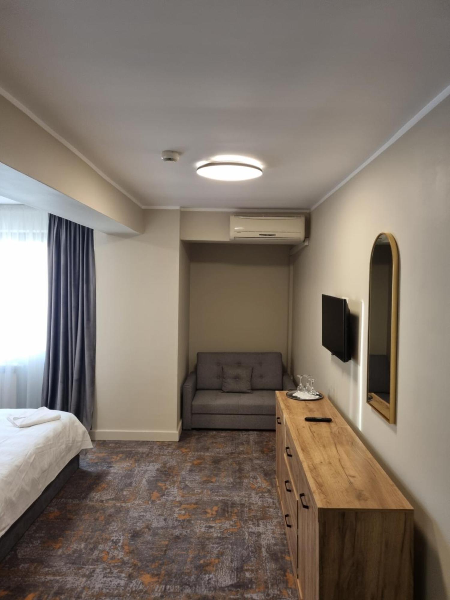 Hotel City Tulcea Exterior foto
