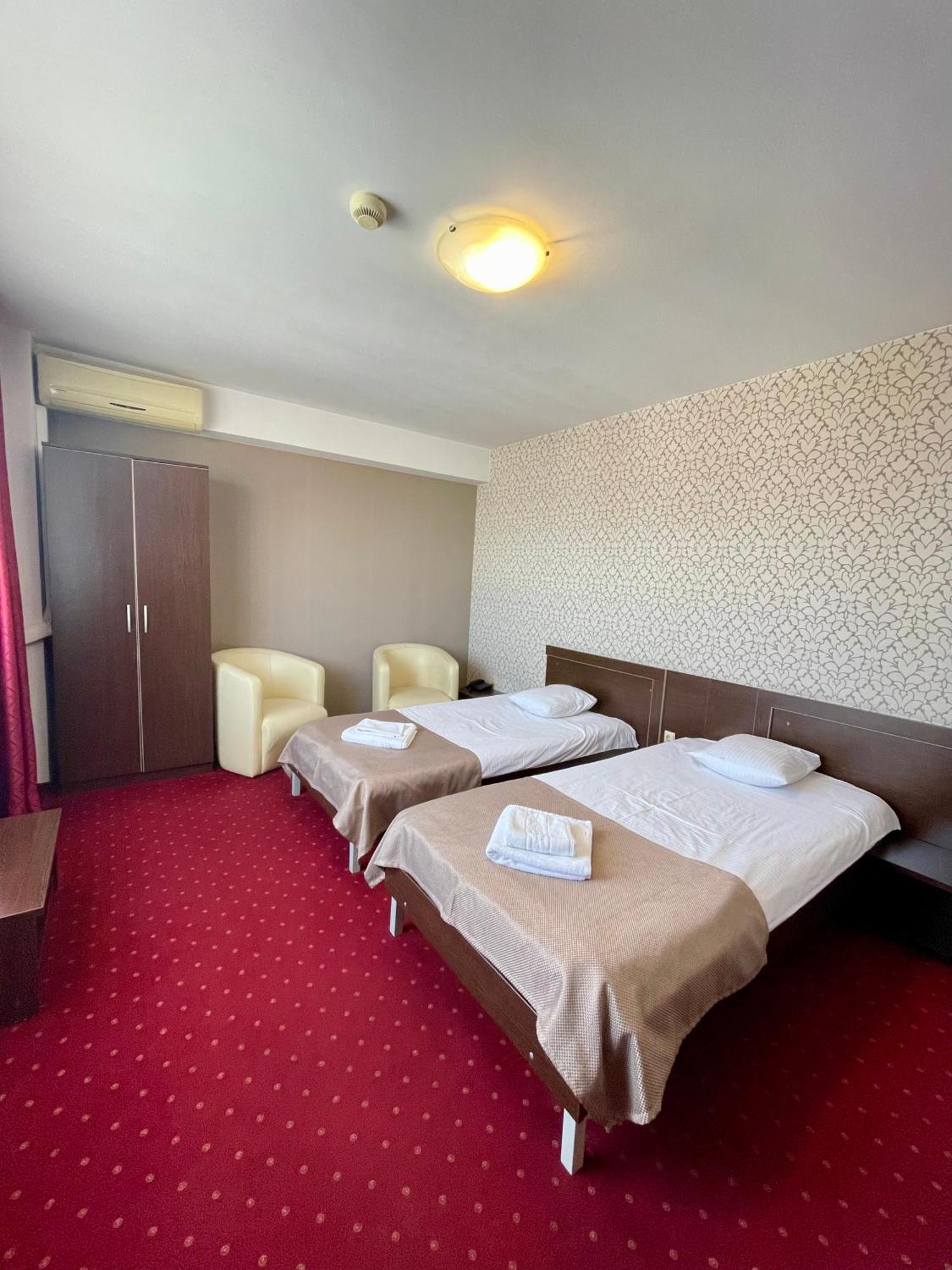 Hotel City Tulcea Exterior foto